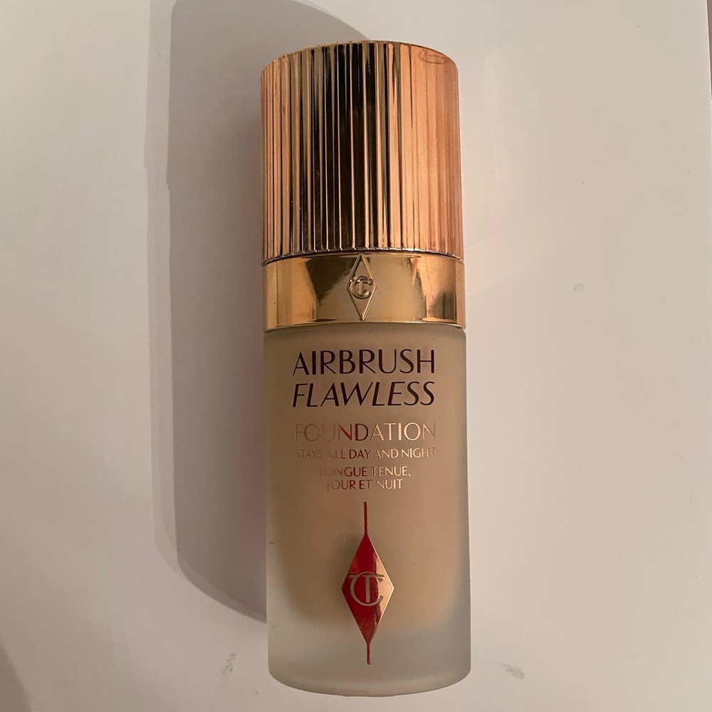 Charlotte Tilbury Airbrush Flawless Foundation 5.5 Neutral